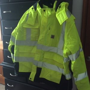 Carhartt men’s jacket sizes 2XL in bright yellow and black with safety strips